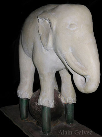 sculpture éléphant de cirque